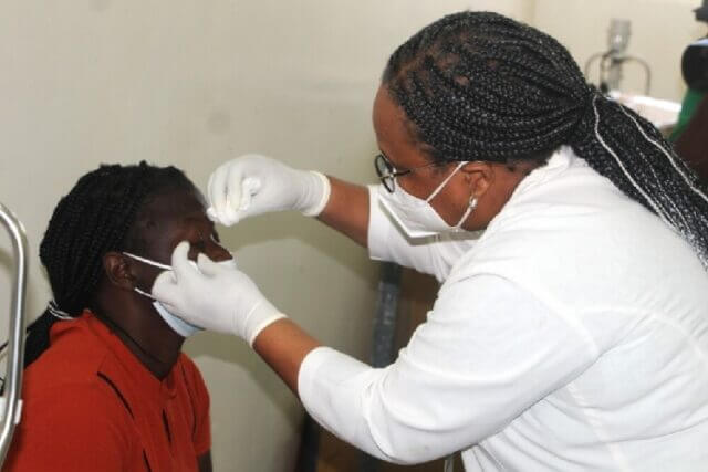 Mais de 4500 casos de conjuntivite hemorrágica registados na Cidade de Maputo