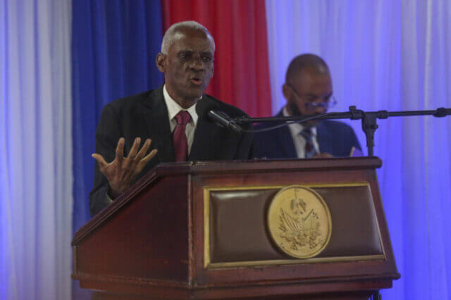 Conselho de transição do Haiti nomeia novo primeiro-ministro para combater violência