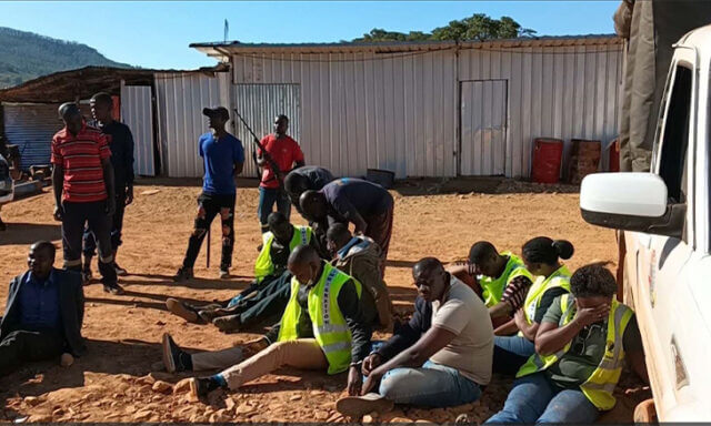 Agentes da Migração de Manica torturados por segurança em mina de ouro no Zimbabwe