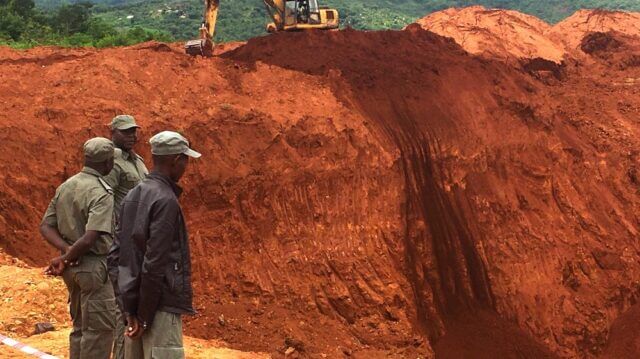 Derrocada em mina artesanal em Sofala resulta em morte de mulher