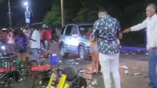 Camião embate em bar na República Dominicana, causando 11 mortos e 40 feridos