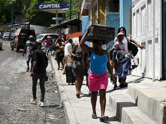 Violência no Haiti desloca mais de 700 mil pessoas