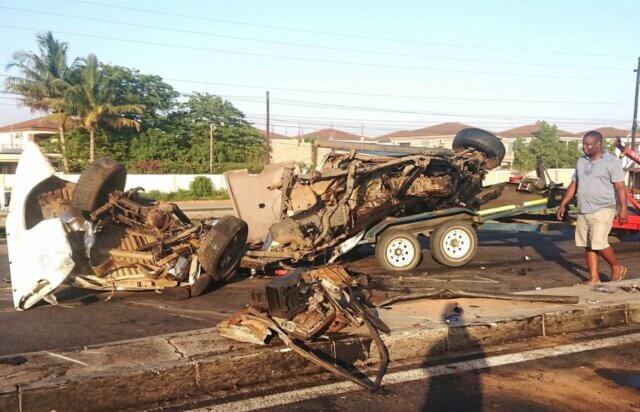 Dois mortos em colisão entre camião e viatura ligeira na N4