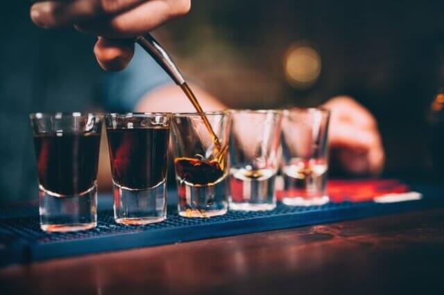 Consumo de álcool adulterado causa 17 mortes na Turquia