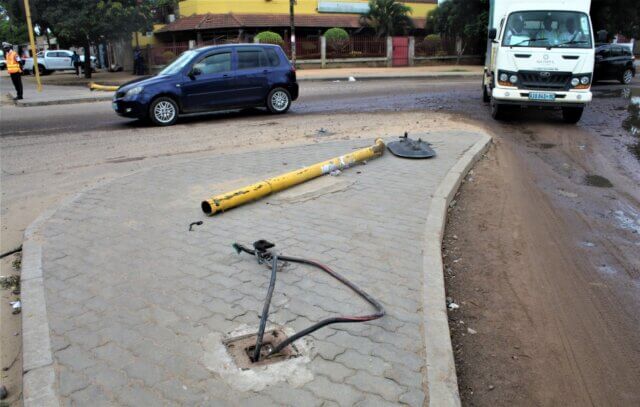 Falta de semáforos em Maputo aumenta acidentes e congestionamentos