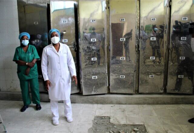 Condições precárias na morgue do HCM geram preocupação entre famílias enlutadas