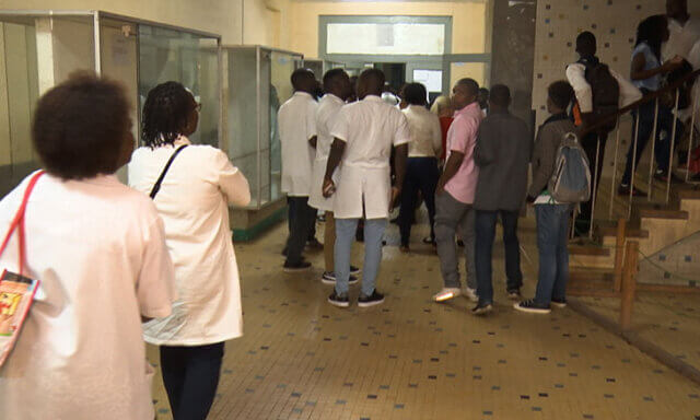 Défice de 12 mil professores preocupa sector da educação
