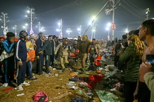 Pelo menos 15 mortos em debandada durante a Kumbh Mela na Índia