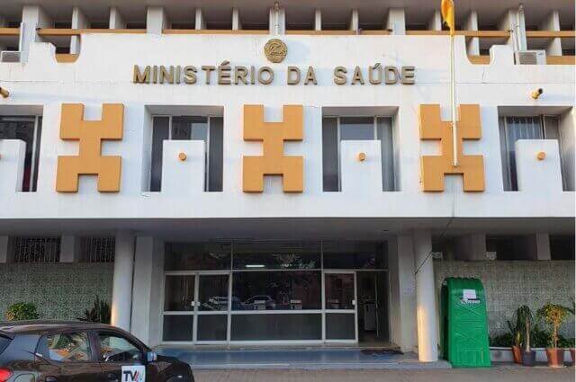 Ministério da Saúde potencia hospitais provinciais com médicos especialistas