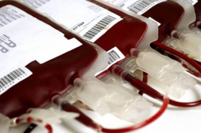 Jovens angolanos recorrem à venda de sangue para garantir sustento