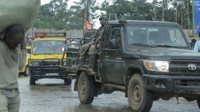 Rebeldes do M23 conquistam cidade de Kavumu e aeroporto no Kivu do Sul