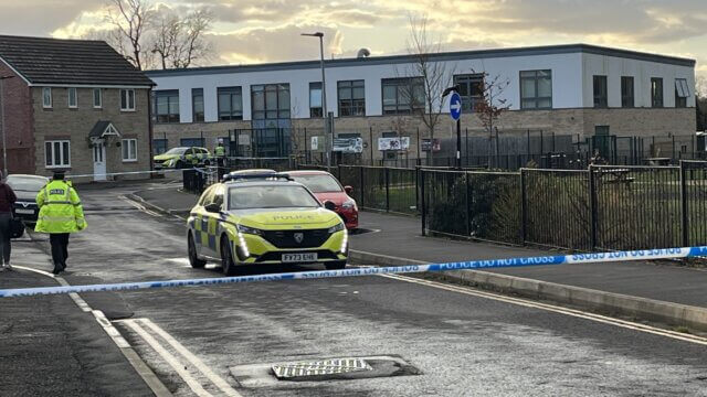 Ameaça de bomba em escola primária em Swindon leva a detenção de suspeito