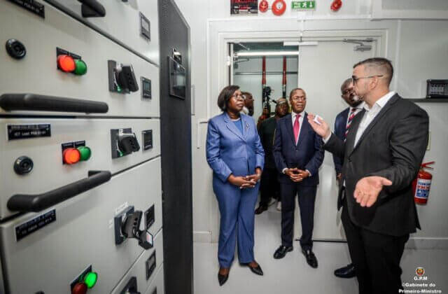 Primeira-Ministra inaugura maior centro de dados na província de Maputo