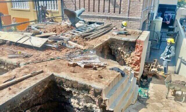 Dois trabalhadores moçambicanos morrem após desabamento de muro em Durban