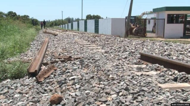 Seis detidos por roubo e vandalização de linha férrea em Moçambique