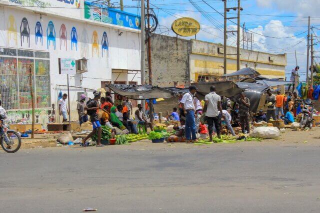 Município de Nampula intensifica acções contra vendedores informais nas vias públicas