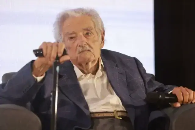 Pepe Mujica enfrenta fase terminal de câncer com serenidade