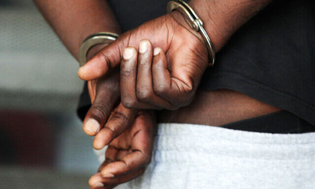 Jovem detido por violar vizinha de 21 anos na Matola