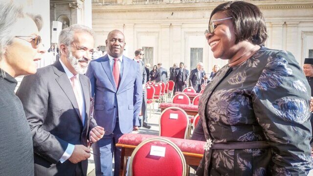 Benvinda Levi reconhece no Vaticano o impacto da Igreja Católica em Moçambique