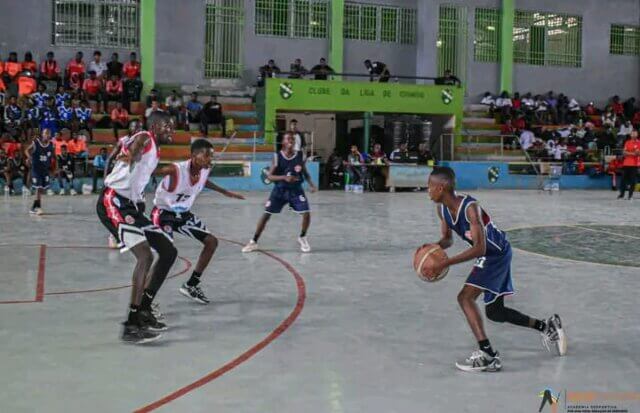 Basquetebol Juvenil em Alta: Ferroviário e Costa do Sol Sobem