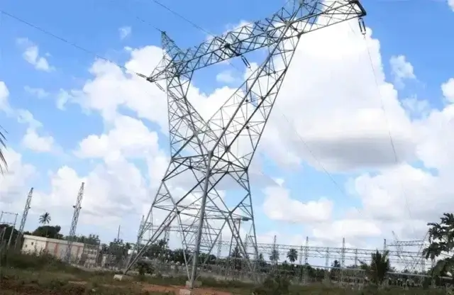 Concluída a instalação de torres de transmissão eléctrica que liga Moçambique ao Malawi
