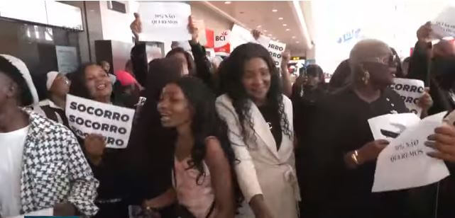 Empreendedores protestam no Aeroporto Internacional contra aumento de tarifas