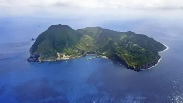 Mais de dois mil sismos forçam evacuação de ilhas no sudoeste do Japão