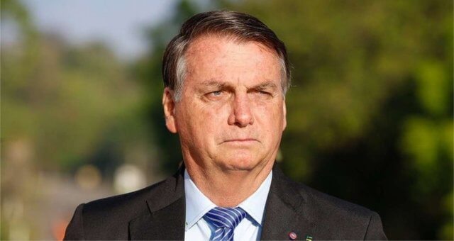 Bolsonaro denuncia perseguição em carta aberta aos brasileiros