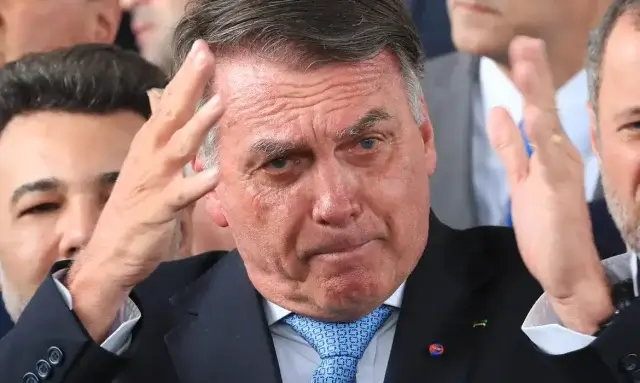 Jair Bolsonaro sob investigação por associações caluniosas a Lula da Silva