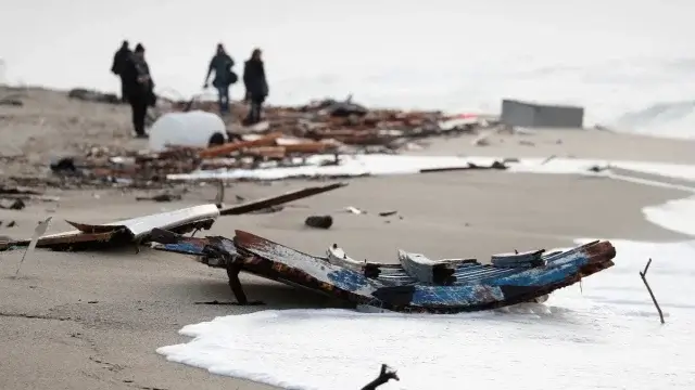 Naufrágio ao largo de Lampedusa causa morte de 20 migrantes e deixa vários desaparecidos