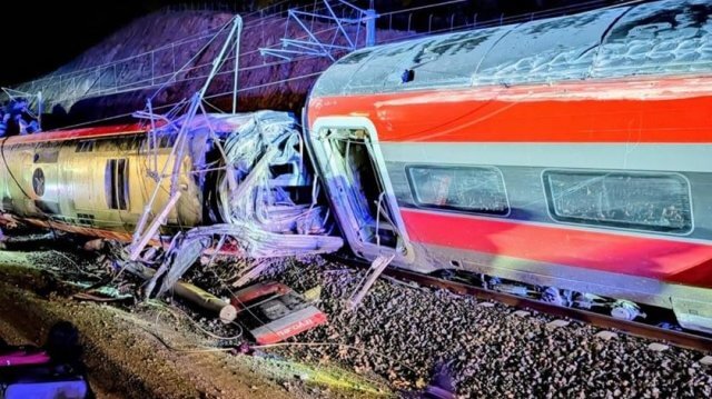 Acidente grave com comboios em Espanha resulta em 21 mortes