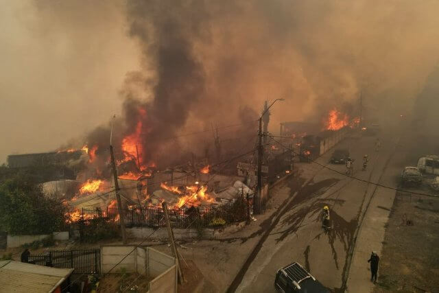 Incêndios devastadores atingem sul do Chile e causam 15 mortos