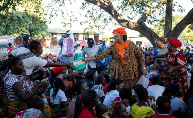 Solidariedade em ação: Primeira-Dama apoia famílias afetadas por inundações em
