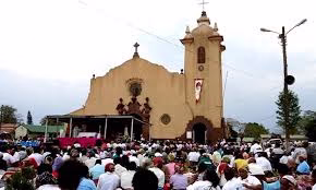 Grande encontro de fé reúne 20 mil católicos na Namaacha