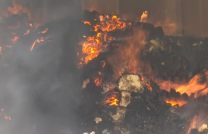 Incêndio de grandes proporções destrói supermercado e armazéns no Zimpeto