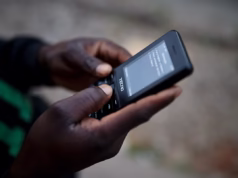 Agente do M-Pesa detida por burlar 30 colegas em cerca de 1,4 milhão de meticais